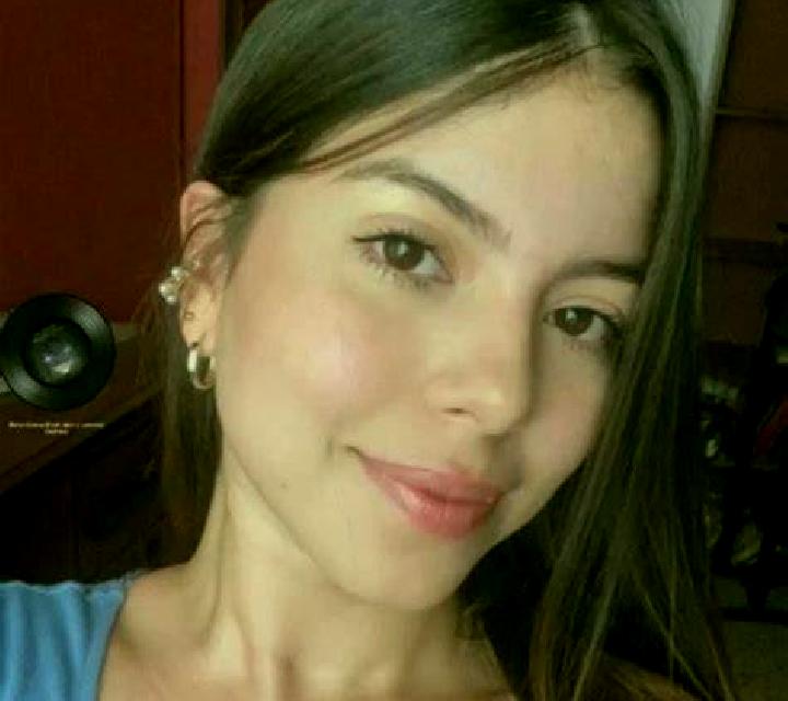 Abril 2 La Adrada escort