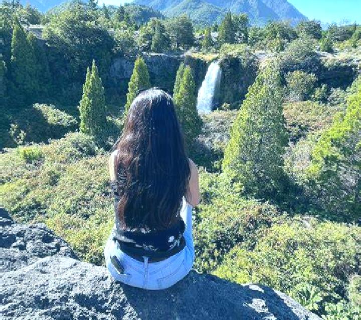 Abril Campo de Caso escort