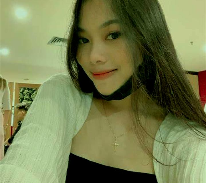 Aitana 2 Pina de Ebro escort