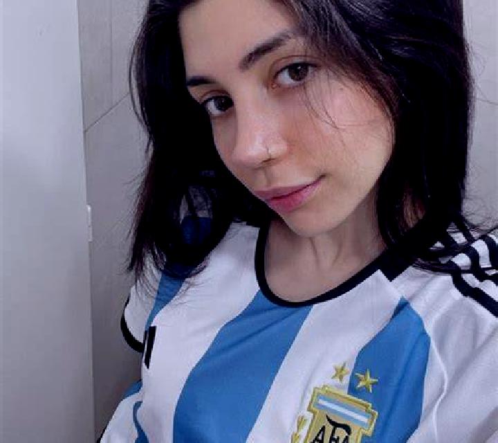 Alba 2 Longares escort