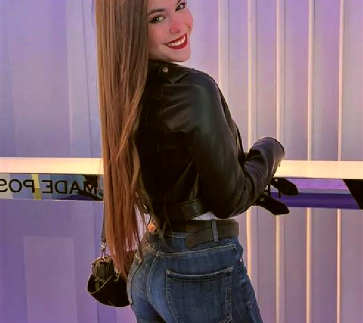 Alba Arancon escort