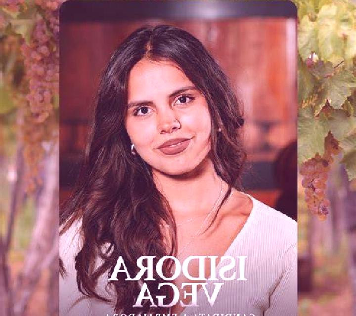 Amanda 3 Aliaga escort