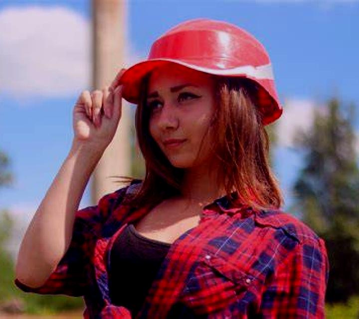 Andrea 3 Rubi escort