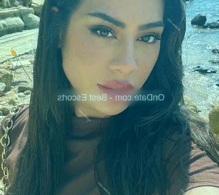 Antonella Baza escort