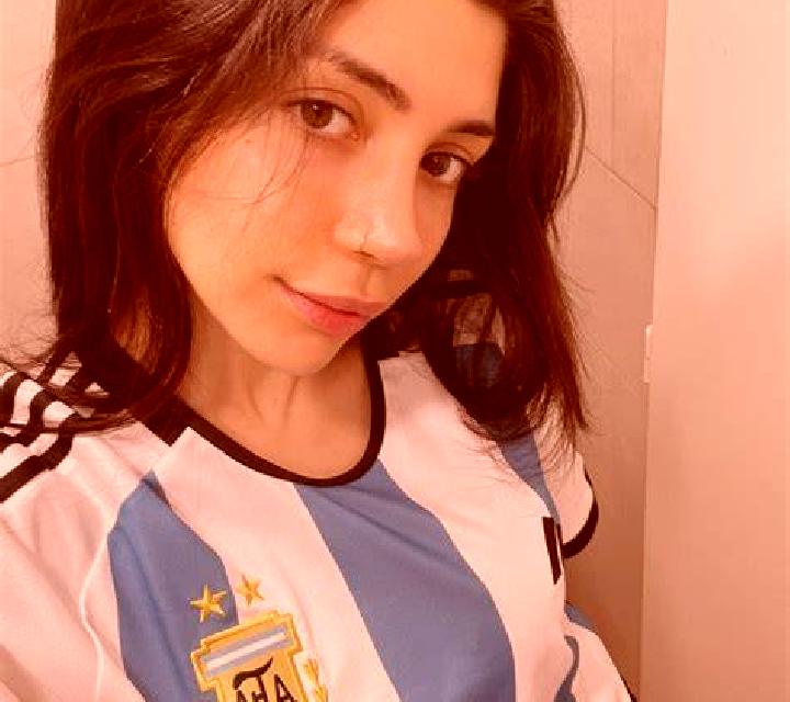 Antonella El Perello escort