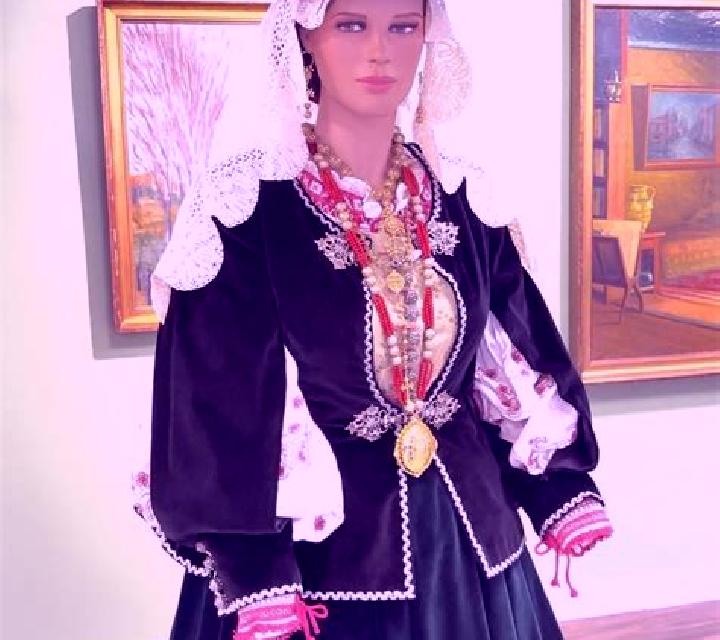 Antonella Velilla de los Ajos escort