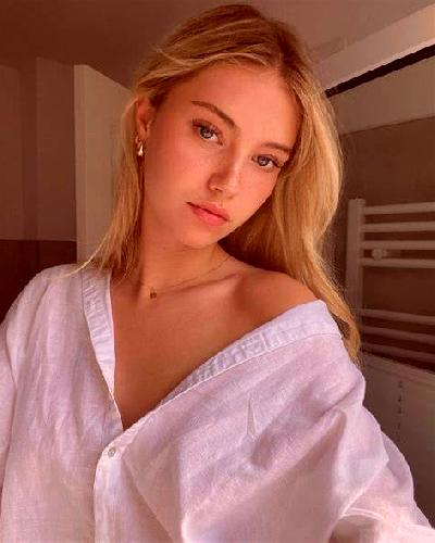 Beatriz 2 Peracense escort