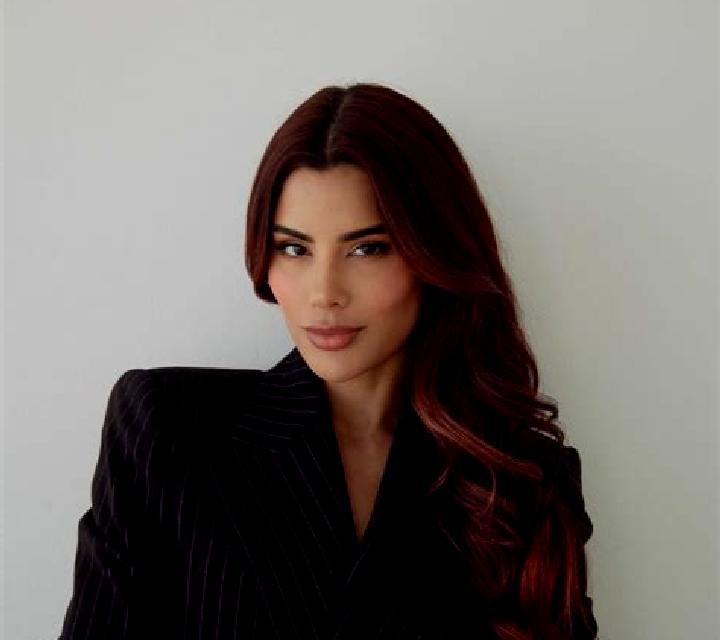 Beatriz Aceituna escort