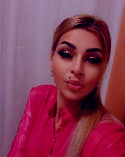 Blanca Olmillos de Castro escort