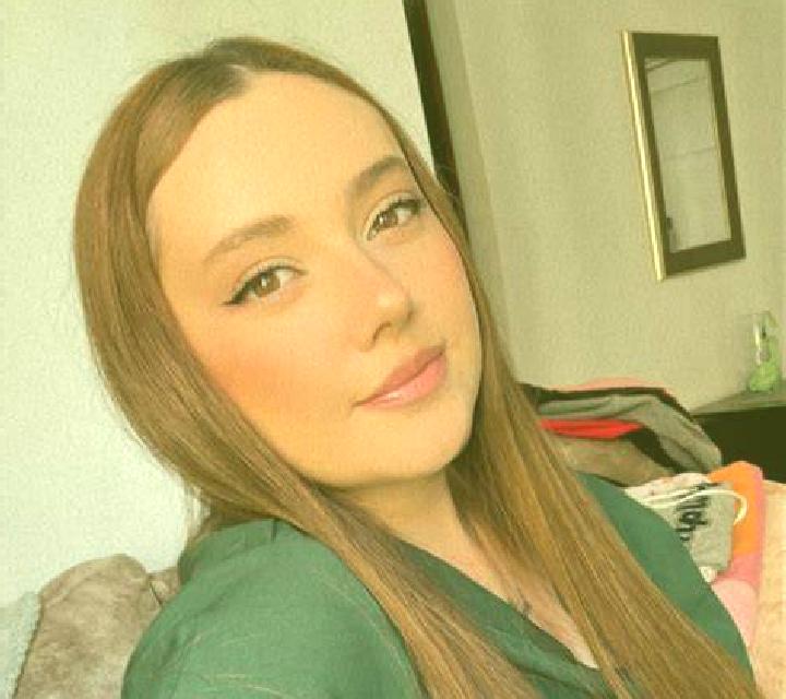 Camila Algorta escort