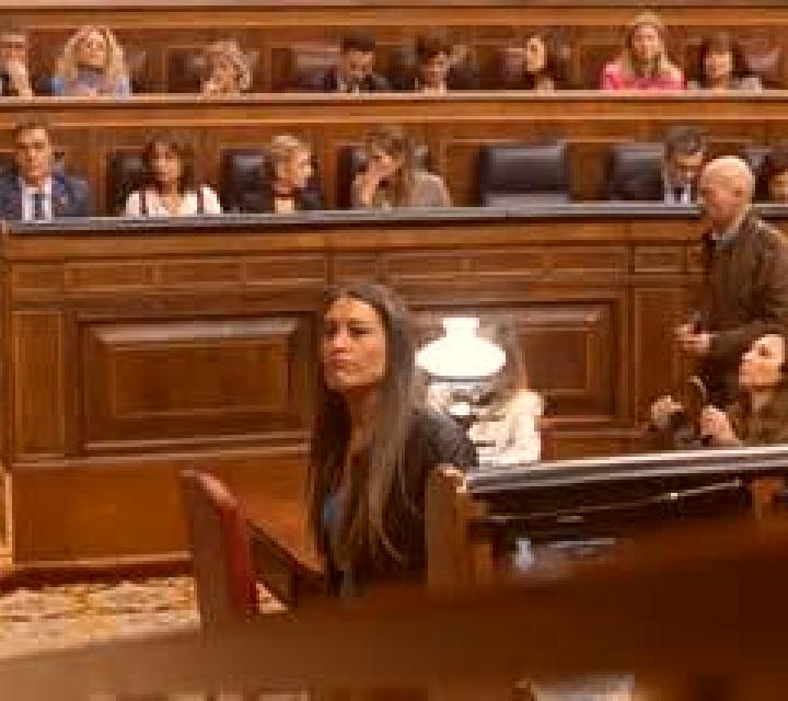 Camila Arguisuelas escort