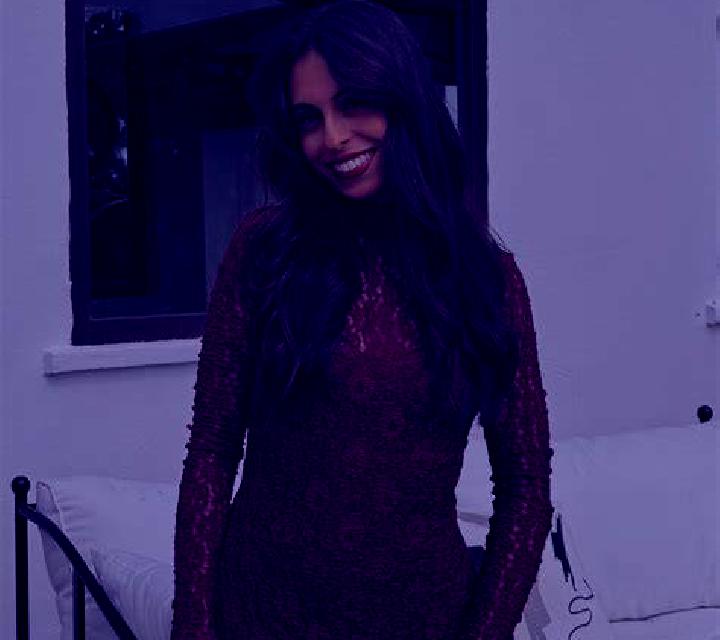 Camila el Poal escort