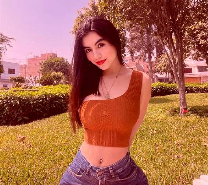 Camila Flaca escort