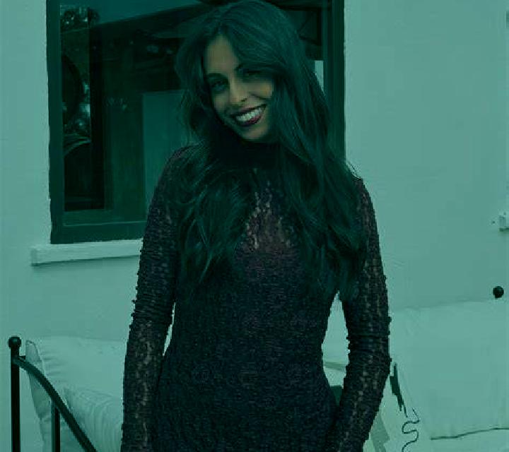 Carla 2 Arroniz escort