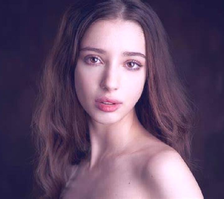 Carla 3 Niharra escort