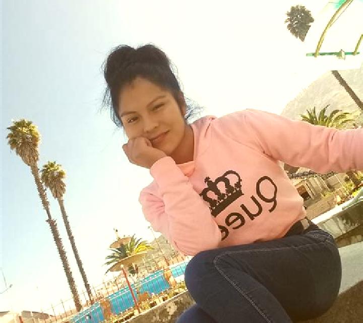 Carla 3 Potries escort