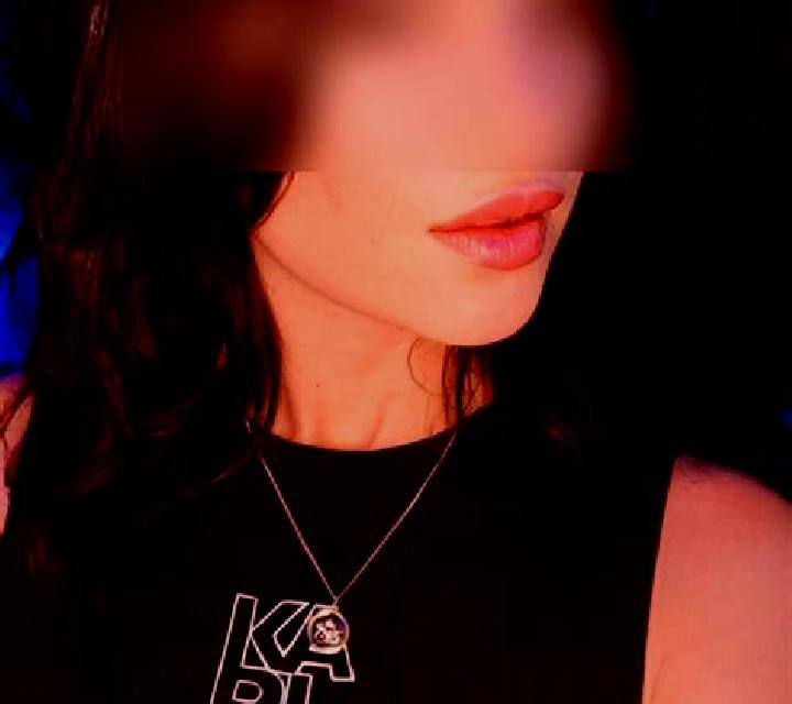 Carmen 2 Hurones escort