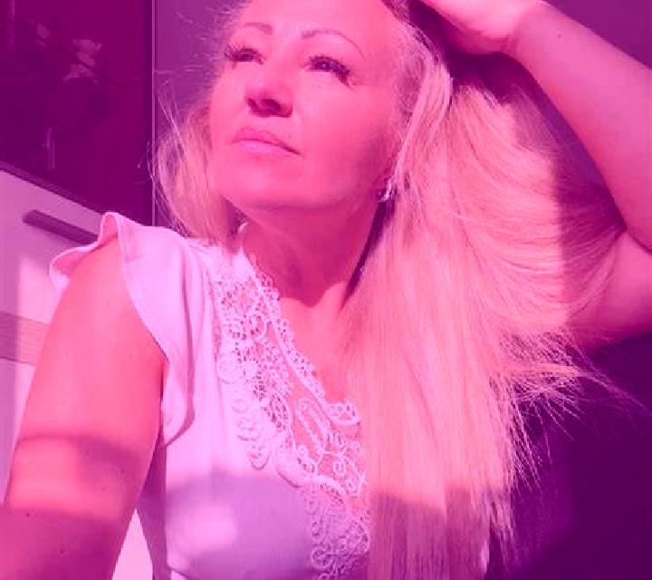 Cecilia Almudevar escort