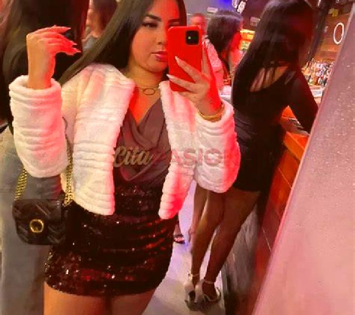 Cecilia Benferri escort