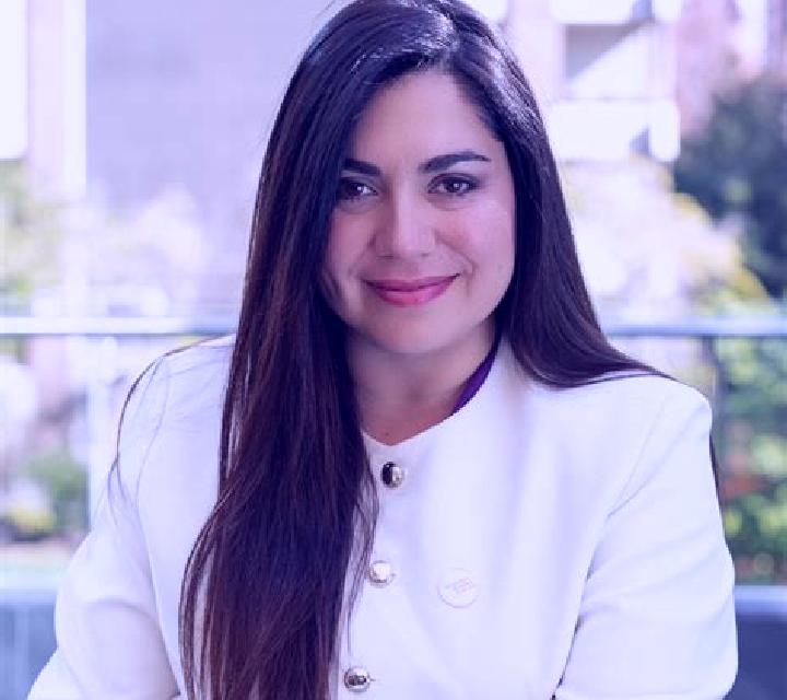 Cecilia Ledrada escort
