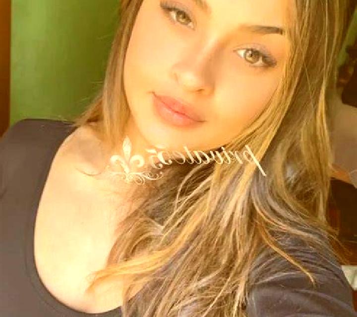 Cielo Larraga escort