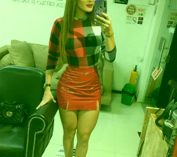 Cielo Muro del Alcoy escort