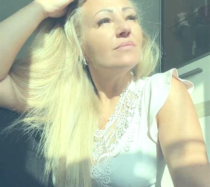 Claudia 2 Ciruelas escort