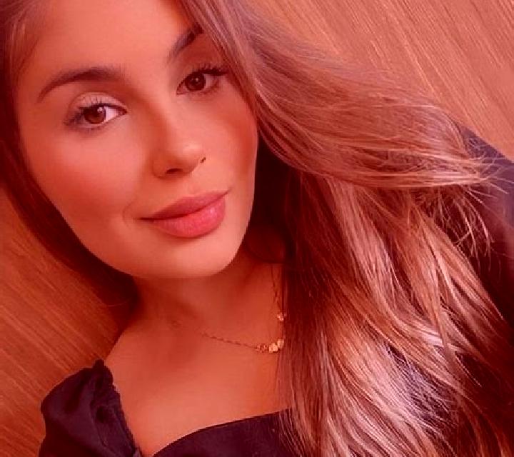 Claudia 2 Requejo escort