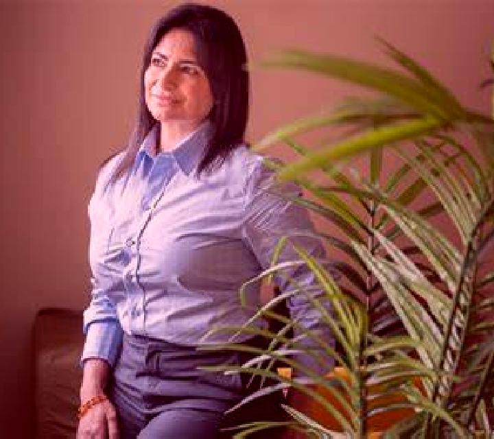 Claudia 2 Sesa escort