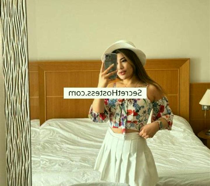 Claudia Calonge escort