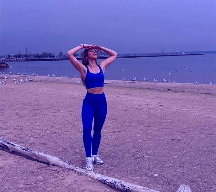 Daniela Almonacid de la Cuba escort