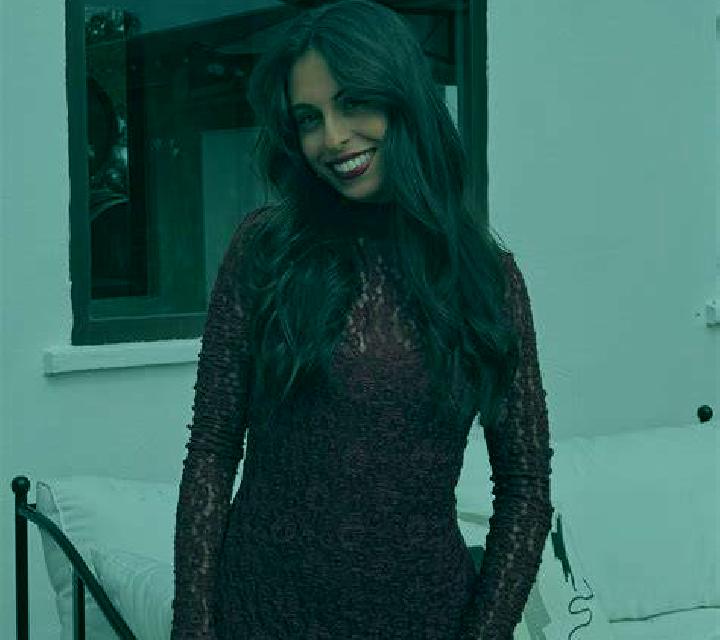 Daniela Valverde de los Arroyos escort