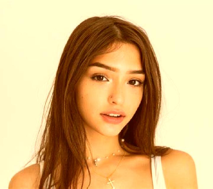 Diana Pinofranqueado escort