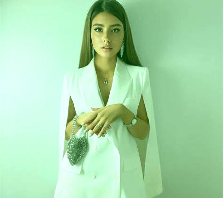 Diana Rodezno escort