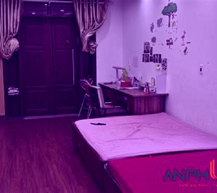 Diana Santomera escort