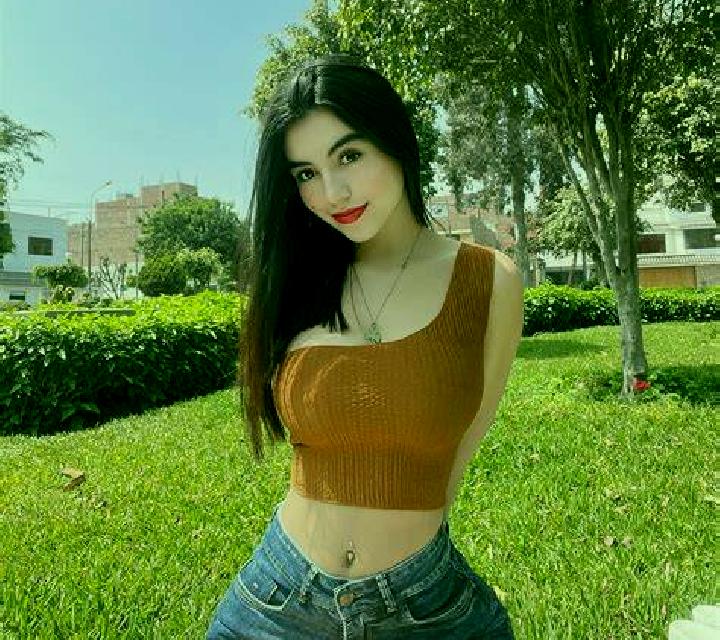 Elena 3 Tivissa escort