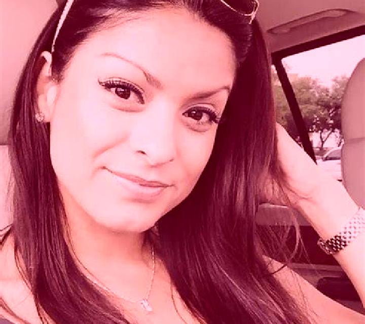 Emilia 2 Remolinos escort