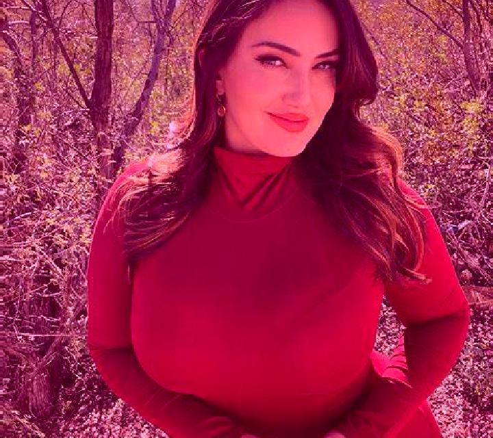 Emilia 3 Alpandeire escort