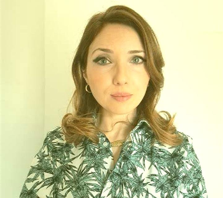Emilia Encinasola escort