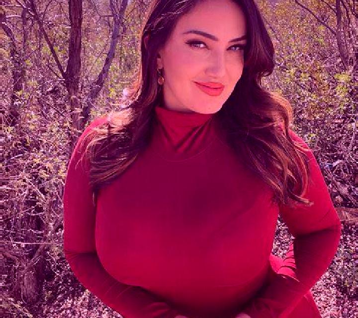 Estrella 2 Navaluenga escort