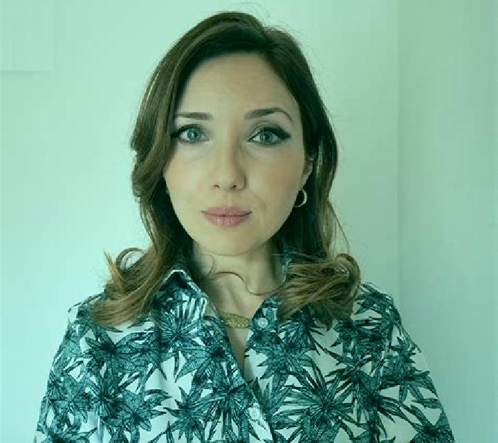 Estrella 3 Adrados escort