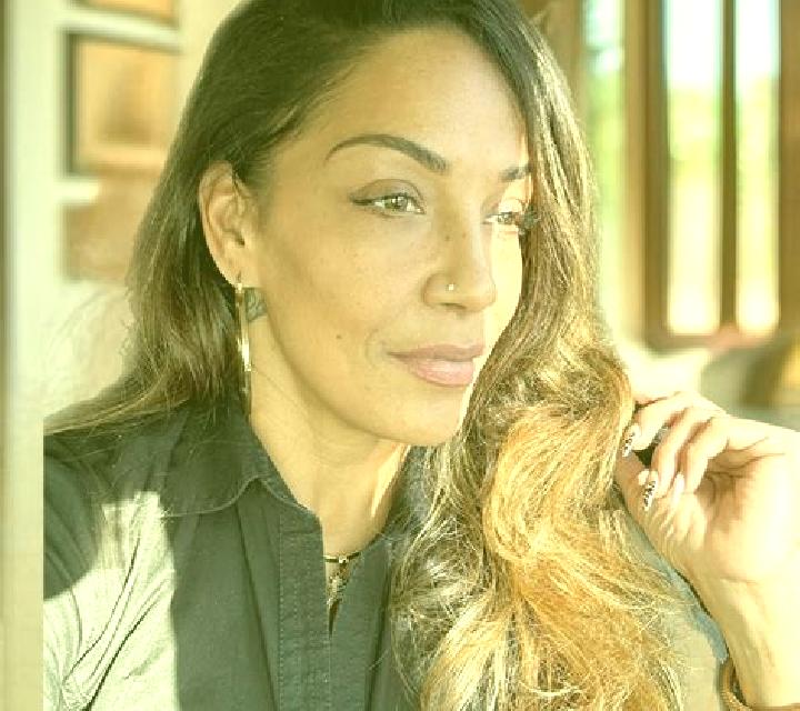 Gabriela Santa Eufemia del Arroyo escort