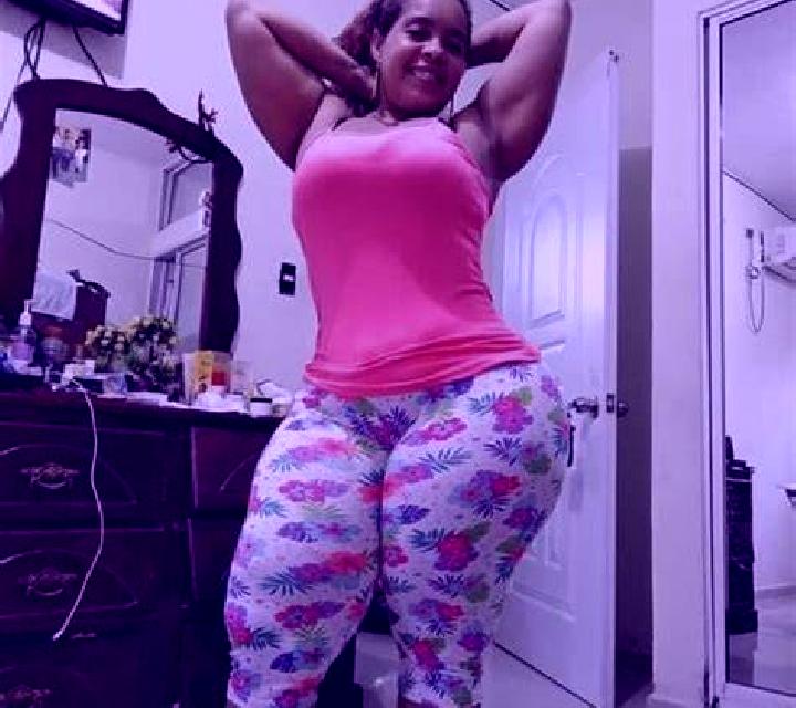 Giulia Cox escort