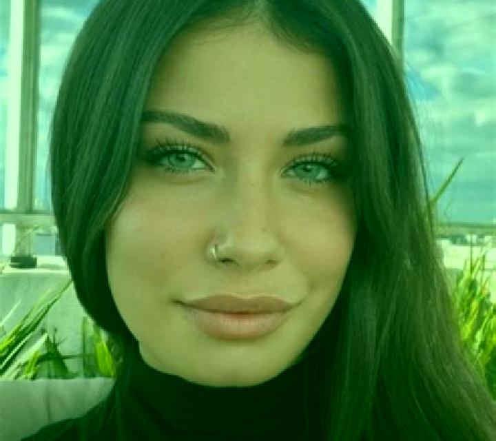 Isabela 3 Munogalindo escort