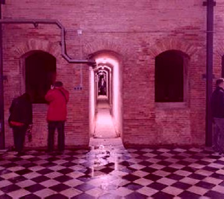 Isabella Quart de Poblet escort