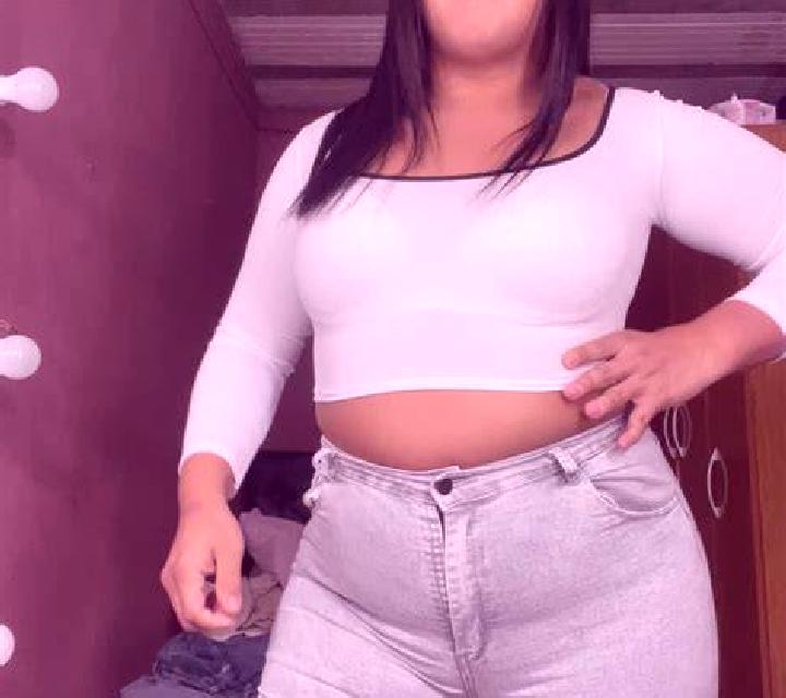 Jade 2 Velilla de Ebro escort