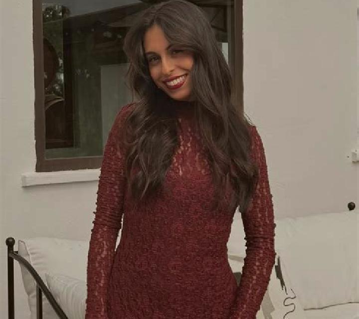 Julia 3 Jorcas escort