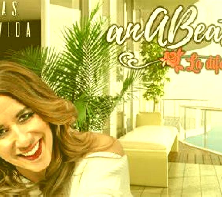 Julia Narboneta escort