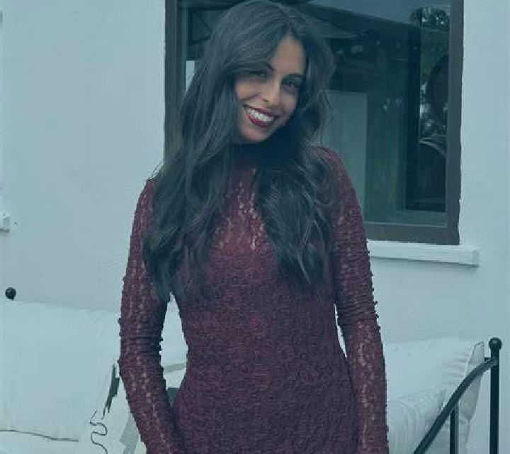 Julia Pizarra escort