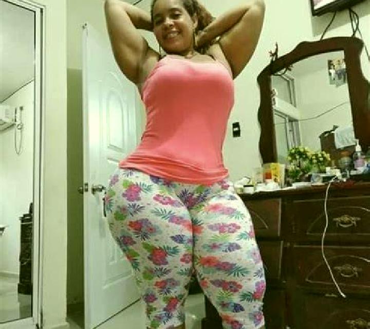 Katia Tobar escort